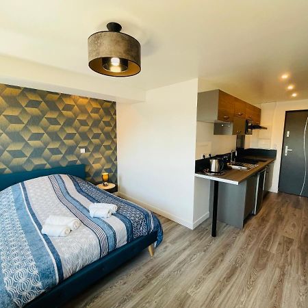 Studio 2 Spacieux Et Lumineux A La Gare De Лорьян Экстерьер фото